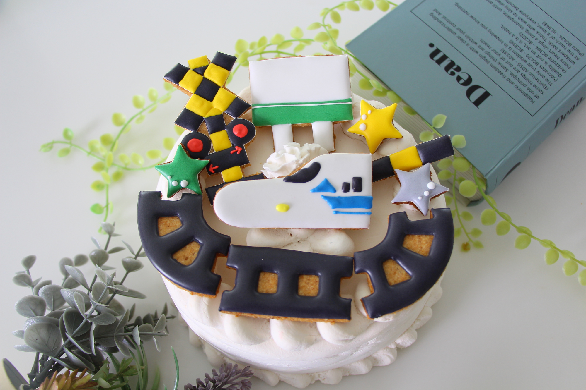 お誕生日ケーキの飾りに！　新幹線と電車のアイシングクッキーセット