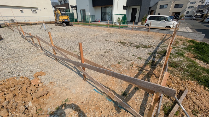 基礎工事開始