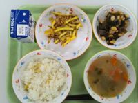 給食✧。 2016/10/13 21:51:52