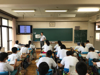 今日は出前授業でした 2018/09/27 19:18:07