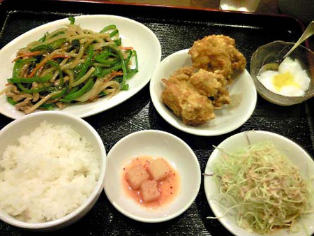 富塚町の新しい中華料理店「萬来」はランチ700円！