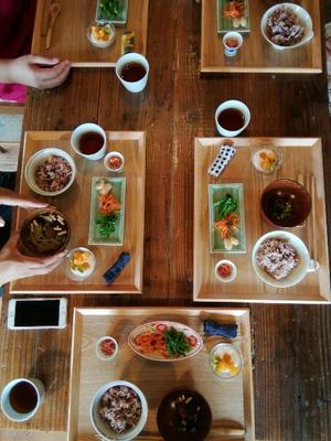 【イス de ピラティス】笑顔に過ごせる方法