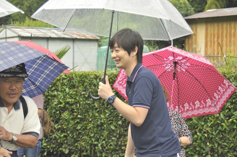 半夏生の里にSBSテレビ取材
