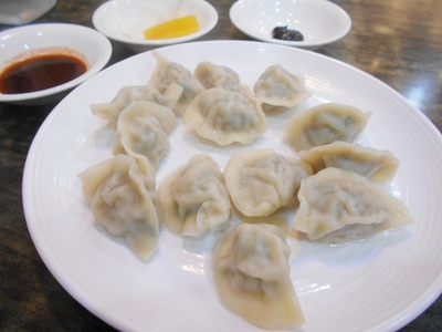 肉汁あふれる水餃子