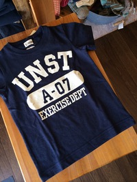*T-shirts*