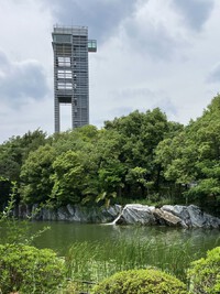 炎天下のガーデンパーク