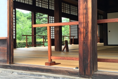 ステンドグラス館
