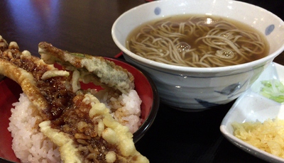 十割そば「蕎麦忠」