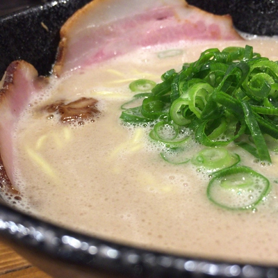 池めん「豚骨ラーメン」