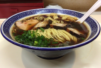 再びラーメンはしご