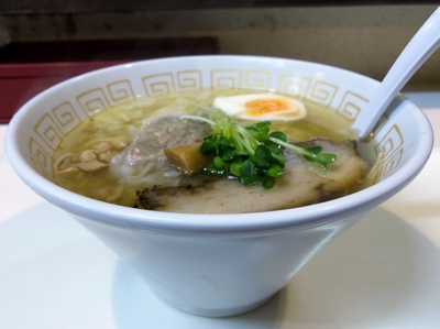 黄金の塩ラーメン