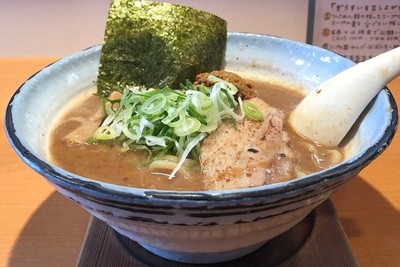 週末のラーメンはしご
