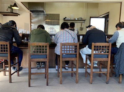 新店オープン『ラーメンはしご』