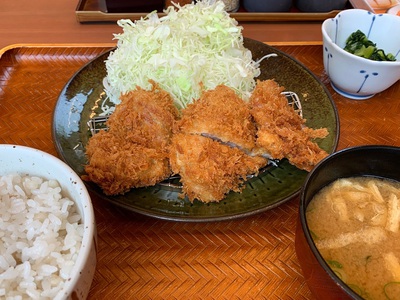 熟成ひれかつ定食