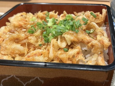 おでん１個。サービス。
