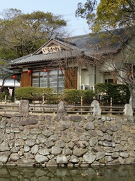 家康しかみ像