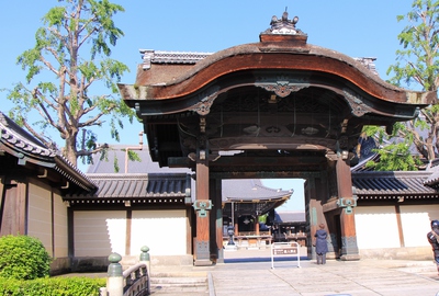 東本願寺より開始