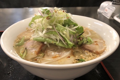 スタミナ塩ラーメン！