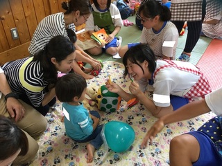 南陽中学校・・・ふれあい体験（写真）