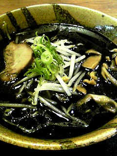 黒味噌ラーメン
