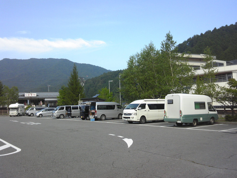家族で車中泊