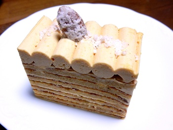 Ouvrir（ウヴリール）さんのケーキ