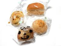 「なごみぱん　るんるん」さんのパン