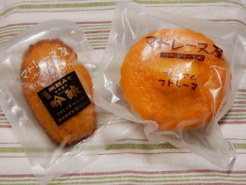 マドレーヌ屋ラウンドテーブルさんの焼き菓子