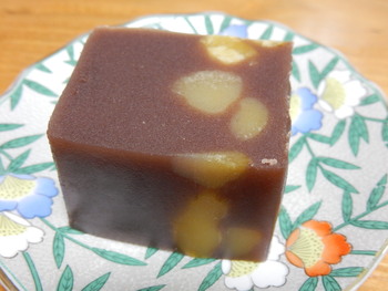 春華堂さんの栗蒸し羊羹
