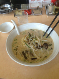 白ごまラーメン 2013/08/30 15:42:00