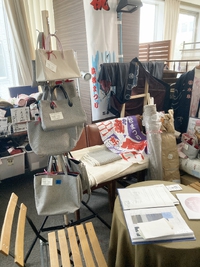 12月7日（水曜日）明日は定休日になります＆遠州織物会館に刺子バック置いて来ました＆ゴロさん(^^)/ 2022/12/07 16:11:17