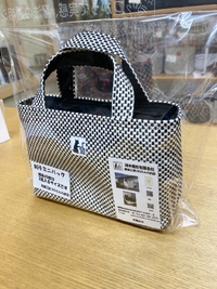 1月15日（日曜日）今日も刺子ミニバック制作中！裏地黒10個完成＆ゴロさん(^^)/ 2023/01/15 15:53:43