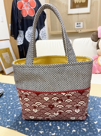 4月21日（金曜日）作家さん　刺子バック入荷しました＆ゴロさん(^^)/ 2023/04/21 17:45:29