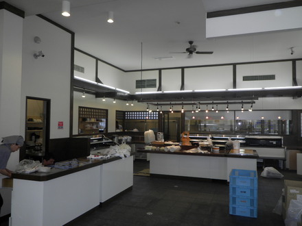 知久屋初生店改修工事