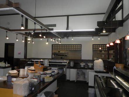 知久屋初生店改修工事