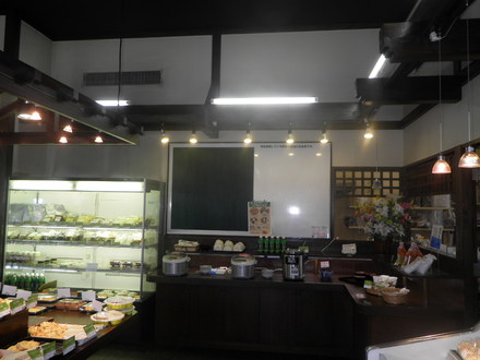 知久屋初生店改修工事