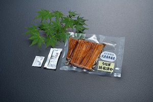 本日は蒲焼・池替え作業 本日は蒲焼・池替え作業