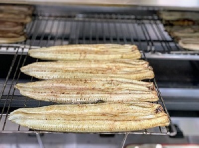 本日の白焼・美味しい笑顔 本日の白焼・美味しい笑顔