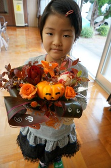 ハロウィン～バラのフラワーアレンジメント