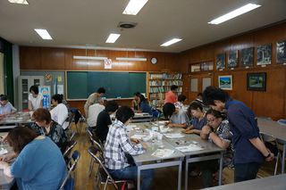 昔ながらの蚊取り線香づくり