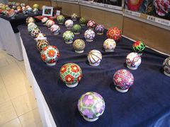 万葉の森公園手まり作品展