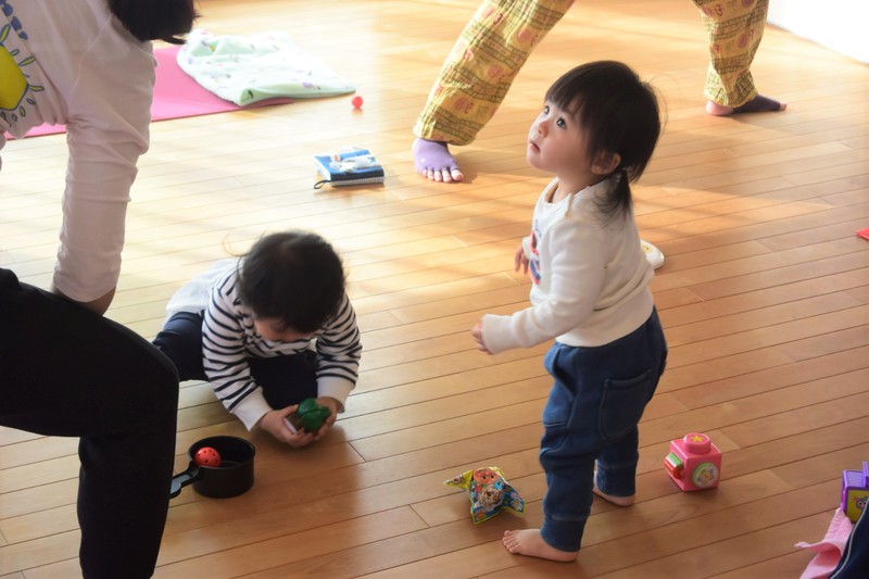【子育てママ必見】子連れヨガ＆ベビーマッサージサロン「さくらんぼ」のヨガ教室を体験！ママさん同士が交流できる教室です