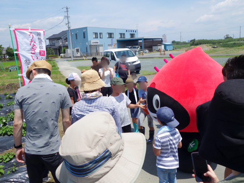 【コラボ企画】”うなぎいも×はまぞう”の親子で楽しむ「苗植えつけ体験」が大人気でした！