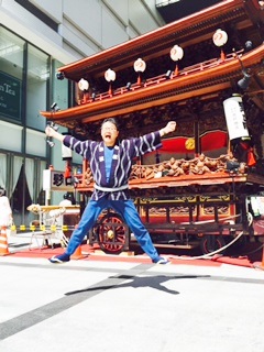 空飛ぶとむさん！