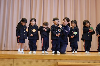 ３月誕生会（年少はな組）