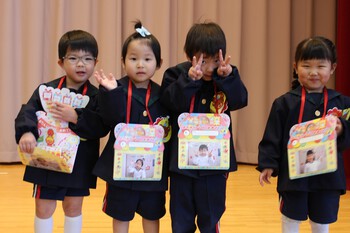 ３月誕生会（年少はな組）