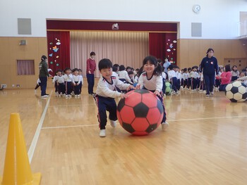 ３月誕生会（年少はな組）