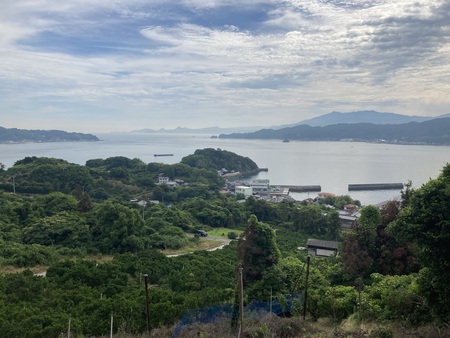 愛媛県の離島 輿居島の小富士＜愛媛県3＞