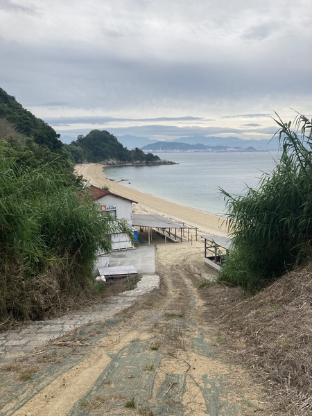 愛媛県の離島 輿居島の小富士＜愛媛県3＞