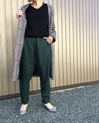 ☆　SALEでも、人と違ったデザインパンツ　☆ 2020/01/26 16:34:48